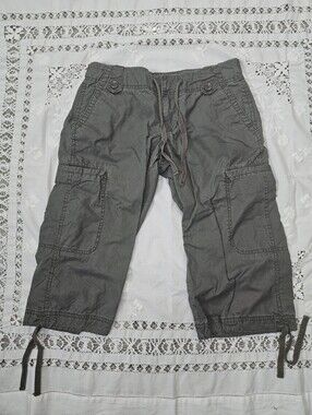 Calvin Klein Jeans Cargo Capris